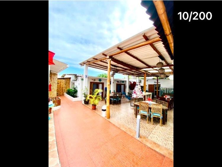Hotel Zurisadai Puerto Ayora  Exteriér fotografie