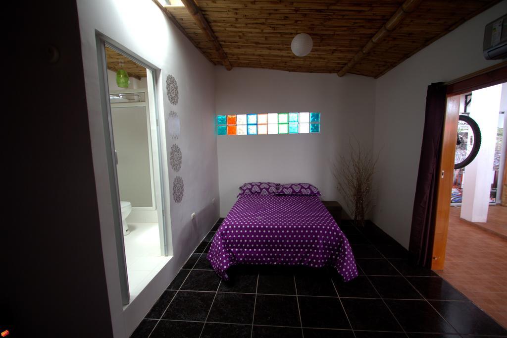 Hotel Zurisadai Puerto Ayora  Exteriér fotografie