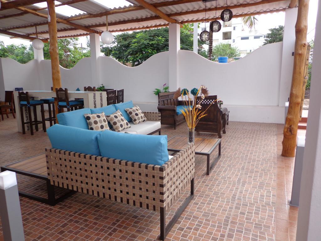 Hotel Zurisadai Puerto Ayora  Exteriér fotografie