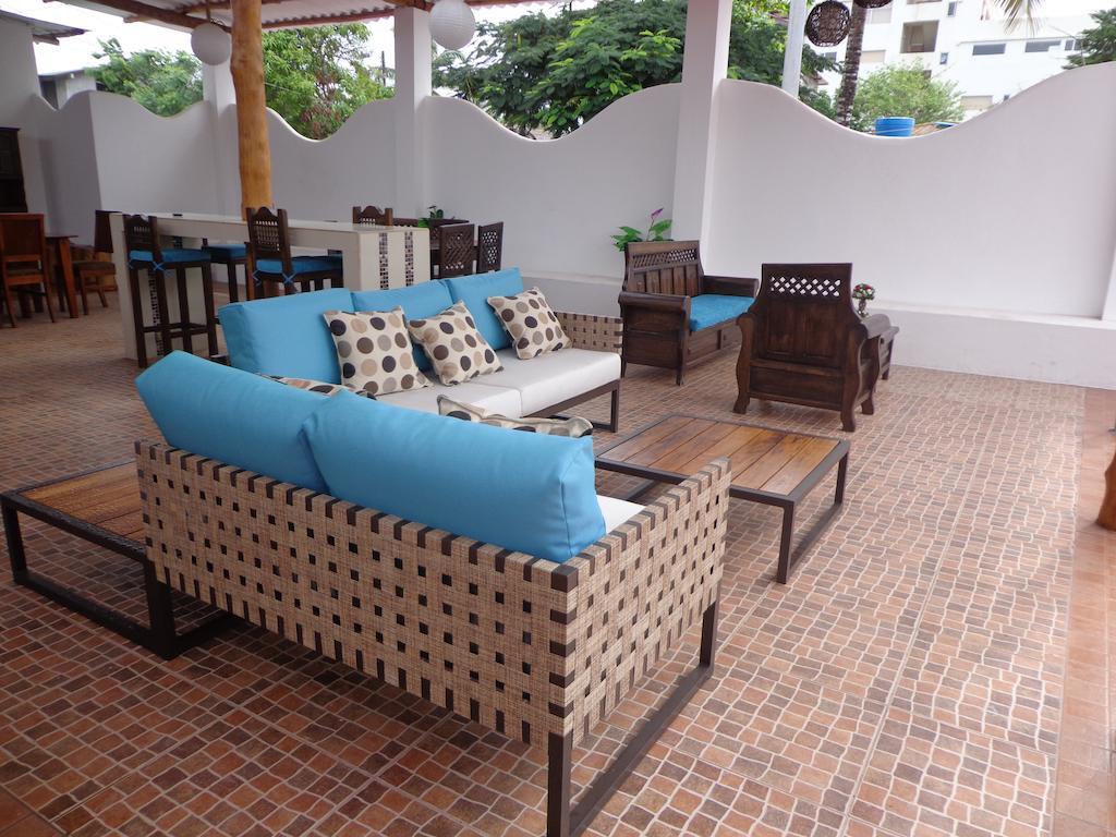 Hotel Zurisadai Puerto Ayora  Exteriér fotografie