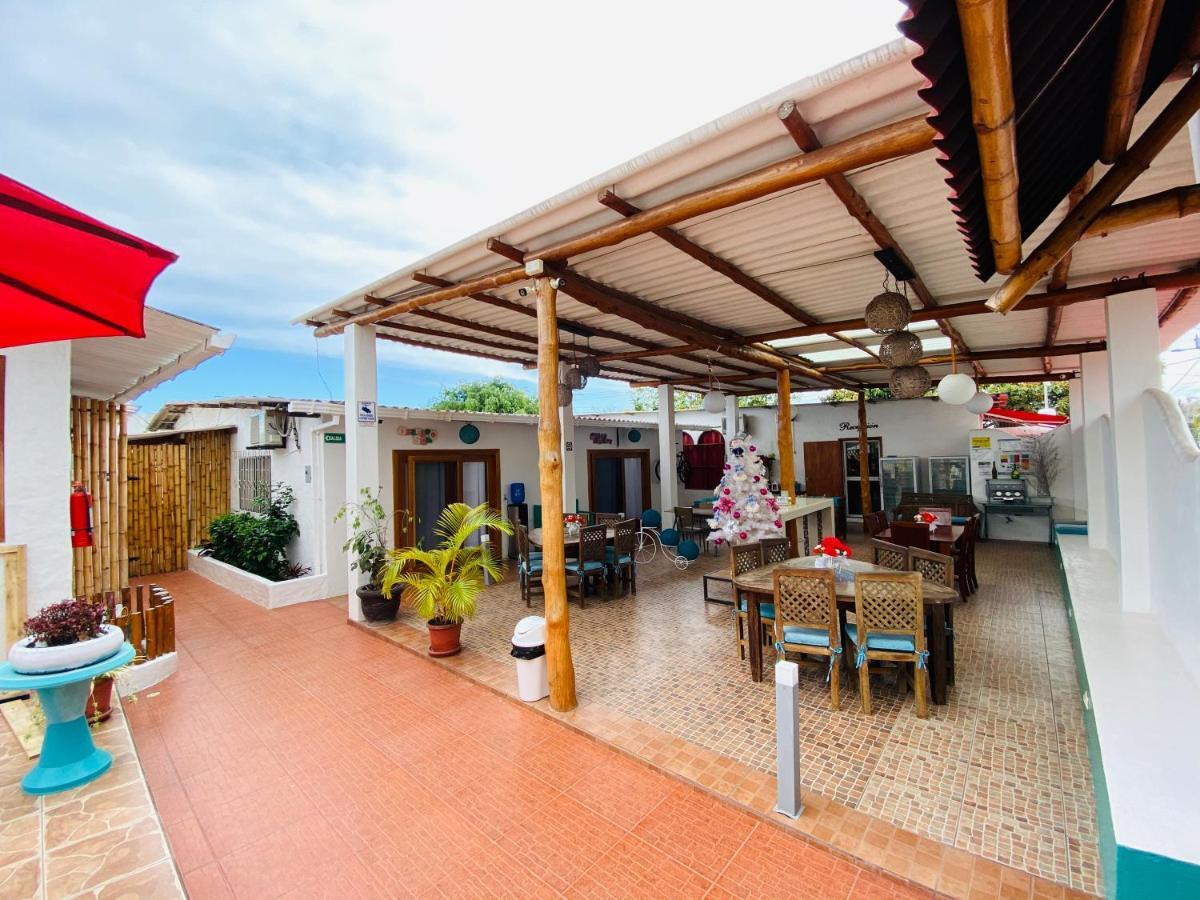 Hotel Zurisadai Puerto Ayora  Exteriér fotografie